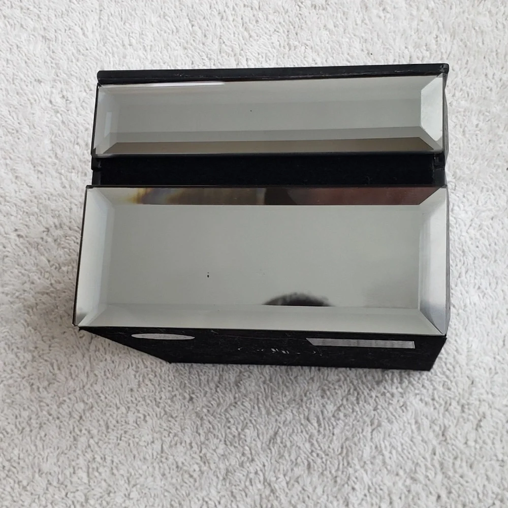 Things Remembered Small Mirror Jewelry Box